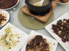 -洪平血旺椒麻鸡雅鱼饭店(熊猫大道店)