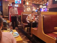 卡座-MR.ROCKY洛奇先生RESTAURANT&BAR(宝安壹方城店)