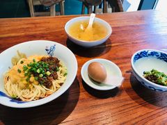 -兵哥豌豆面(雅颂居店)