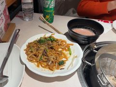 招牌湿炒牛河-潮泰牛肉火锅 · 创于1992年(车公庙店)