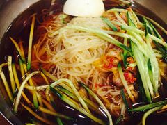 -青瓦餐厅·生鱼片·韩园烤肉(西塔店)