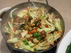 干锅菜花-日进一片海.生腌海鲜火锅.宵夜烧烤(三里屯总店)