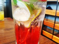 草莓莫吉托-LYFATTI 莱芙缇(赣水路店)