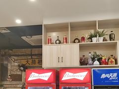 -江城燕子大排档(江汉路步行街店)