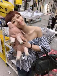 -睫乐园•睫公馆•美睫美甲沙龙