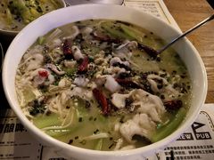 -爱啤精酿·民谣酒馆(滨江店)