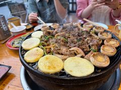 -石记老北京炙子烤肉(松园店)