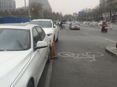 -北京大学第三医院生殖医学中心·停车场