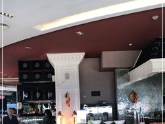 -荣誉国际酒店-云顶旋转餐厅
