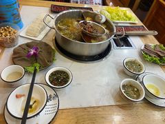 -田村·酸汤鲜牦牛肉火锅(布达拉宫广场店)