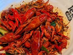 -龙巢盱眙龙虾·牛蛙·烧烤宵夜(八卦岭店)