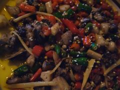 -临界音乐酒馆·小龙虾·江湖菜(华熙LIVE·鱼洞店)