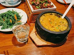墨脱石锅黑松露饭-云雪丽·茶马文化特色菜(古城口店)