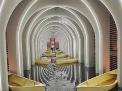 -涨巢·潮玩水疗局