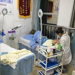 -金品苗方专业祛痘中心