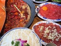 -萍姐火锅·公路夜市(武汉首店)