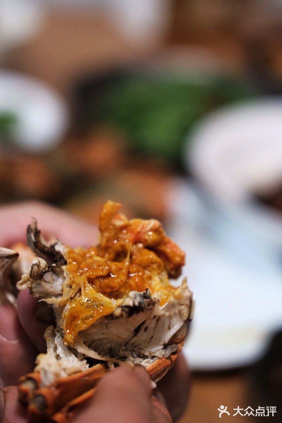 吃到蟹黄喷涌的大闸蟹 就十月初的大闸蟹来说