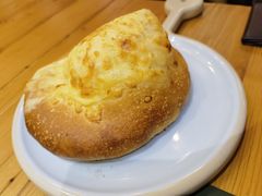 米德特色奶酪包-米德维奇俄式西餐厅(西六道街店)