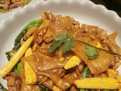 -大头虾越式风味餐厅(光明广场店)