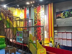 -极限Jump蹦床·新潮玩运动世界·室内乐园·团建·派对中心