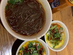 -万记麻辣烫国展总店
