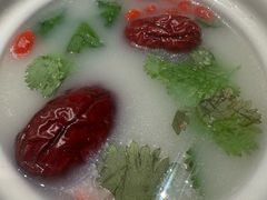 -清真·卡德尔大叔新疆主题餐厅(龙汇路店)