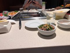 -海底捞火锅鲜切牛肉主题店(长寿路店)