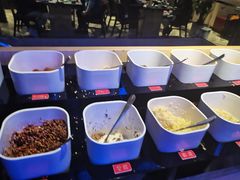 自助调料区-热火朝天鲜切牛肉火锅(南强街巷店)