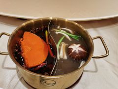 -小天鹅火锅·一线江景洪鼎旗舰店(洪崖洞店)