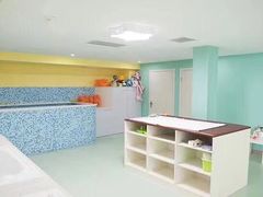 -乐悠游亲子游泳俱乐部