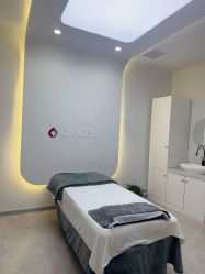 -VE专注问题肌·赛诺龙&科学美肤中心