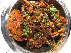 -凤凰路何眼镜香辣蟹(花果园店)