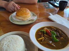 咖喱牛腩饭-小众茶餐厅(金山店)