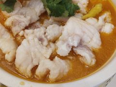 特色招牌酸汤鱼-老浒记民俗酒楼(王府井店)