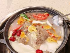 -九寨沟特色牦牛肉汤锅