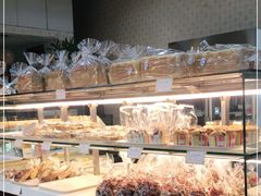 -新月蛋糕西点专卖店(大麦街店)