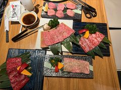 -炼火烤肉店