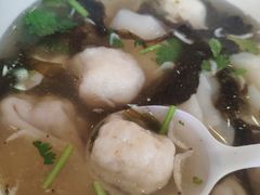 -手劲鱼丸馄饨铺(哈一百店)