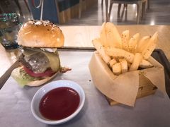 特制牛肉汉堡-EN SPACE恩空间