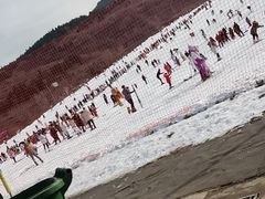 -济南卧虎山滑雪场