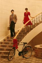 -易摄影婚纱摄影工作室