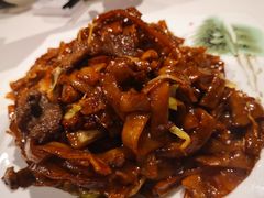 干炒牛河-稻香酒家·34年老字号·港式粤菜(汉街店)