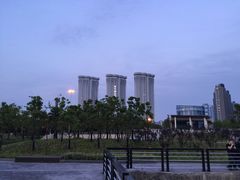 -南京眼步行桥