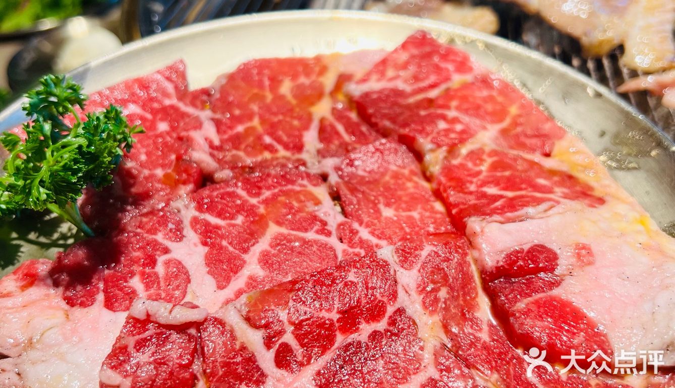 泥炉烤肉的炉子真有泥吗[惊讶][惊讶][惊讶]