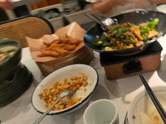 -费大厨辣椒炒肉(高铁吾悦广场店)