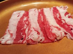 -牛YO寿喜烧·铁板烧和牛火锅自助(市府恒隆店)
