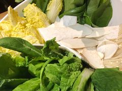 蔬菜拼盘-南城十里潮汕鲜牛火锅·鲜虾生滚粥(融汇老商埠店)