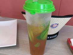 -陈大锅·岳阳鱼馆·地道岳阳菜(美食街店)