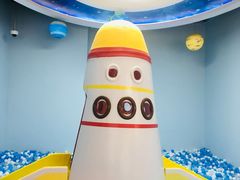 -小门牙好性格托育(北外滩中心)