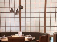 -蜜桃餐厅·伴山(湖滨商业街店)